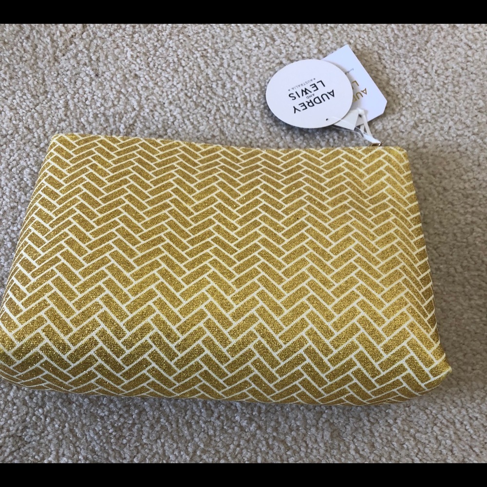 ❄️❄️Gold Glitter makeup/ travel Bag - Picture 6 of 7